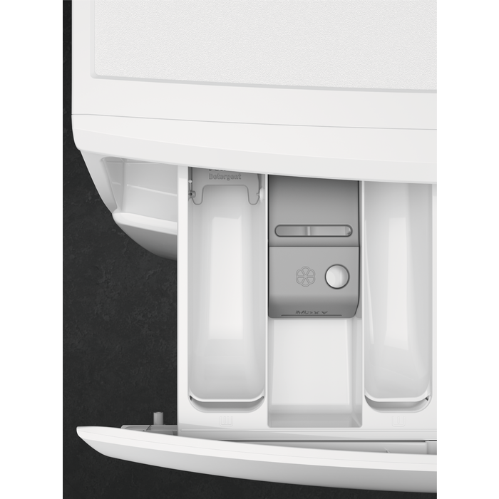 AEG - 8 kg washing machine - L7FBE48SP