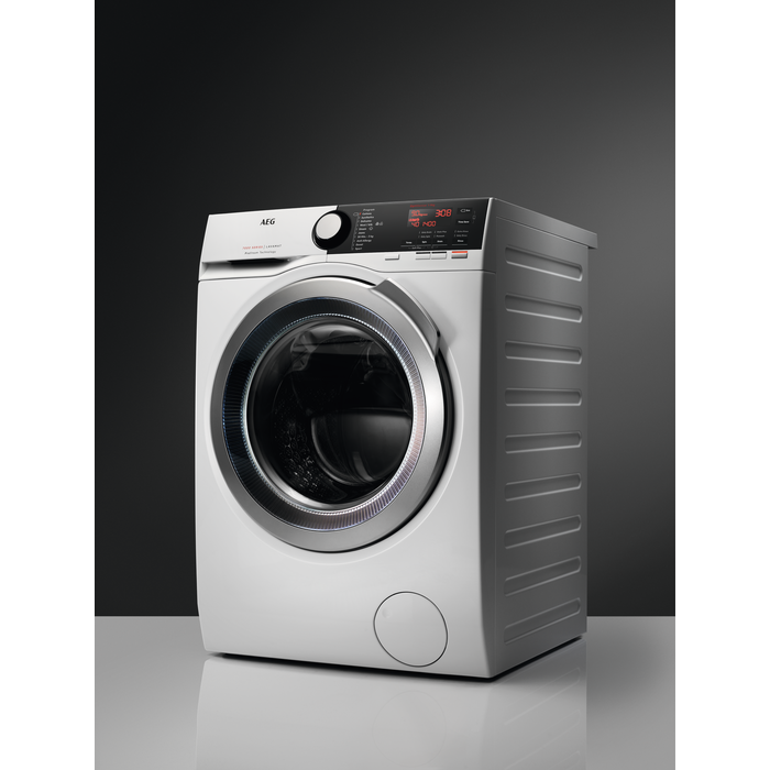 AEG - 8 kg washing machine - L7FBE48SP