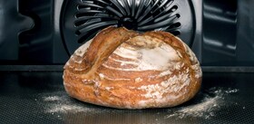Pieczenie w wielofunkcyjnym piekarniku PlusSteam