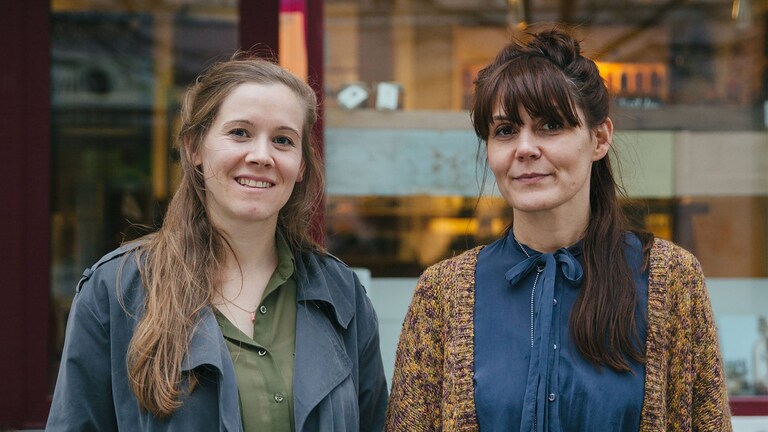 Właścicielki Culinary Misfits stojące obok siebie